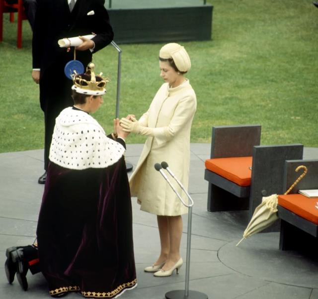 70 yıllık saltanatında taçları değil şapkaları dikkat çekti! İşte II. Elizabeth'in birbirinden ilginç şapkaları