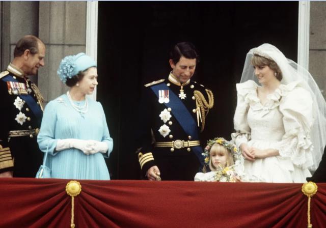 70 yıllık saltanatında taçları değil şapkaları dikkat çekti! İşte II. Elizabeth'in birbirinden ilginç şapkaları