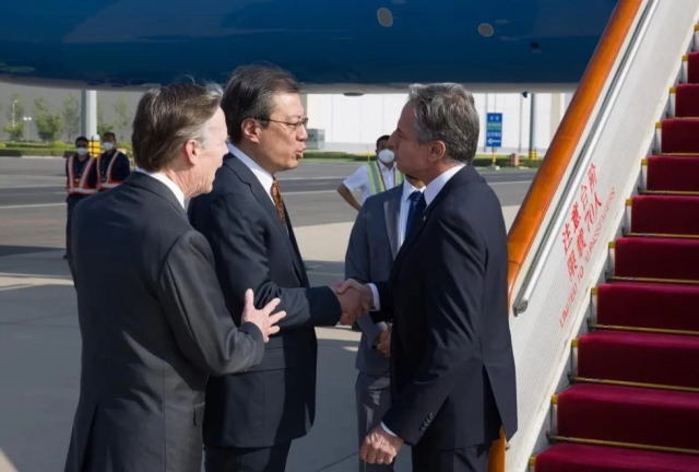 ABD ve Çin Dışişleri Bakanları Pekin'de görüştü