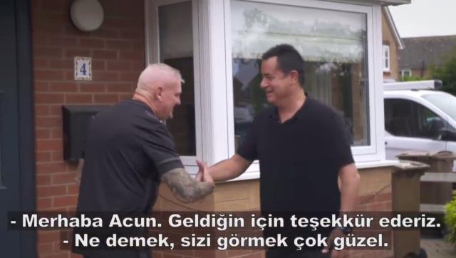 Acun Ilıcalı, evine Türk bayrağı asan Hull City taraftarını ziyaret etti