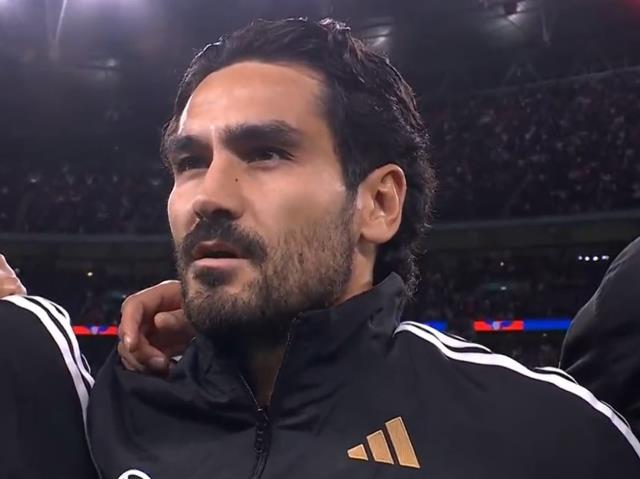 Almanya Milli Marşı okunurken İlkay Gündoğan'ın hareketi bazı Türk futbolseverleri çılgına çevirdi