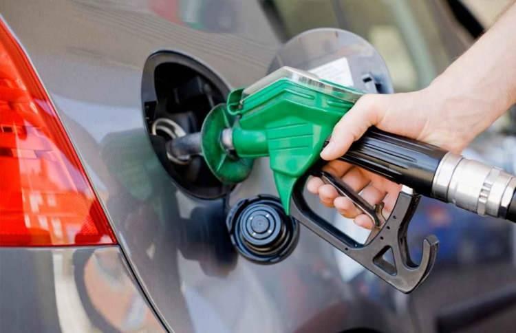 <p>AKARYAKITTA İNDİRİM MÜJDESİ! MOTORİNE İNDİRİM YOLDA</p>

<p>87 dolara dayanan Brent petrol kapanışı ise önceki kapanışa göre yüzde 1.68 düşüşle 83,91 dolardan yaptı.</p>
