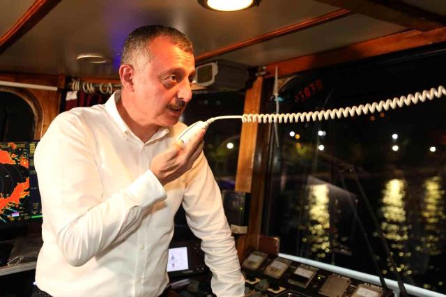 Av sezonu başladı! Balıkçılar 'Vira Bismillah' diyerek ilk ağları atmaya başladı