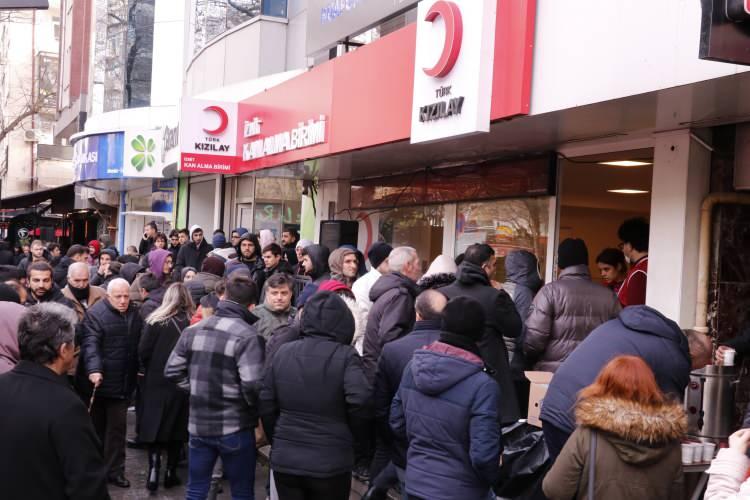 <p><strong>KOCAELİ</strong></p>

<p>Kocaeli'deki vatandaşlar, Kızılay Kan Merkezlerine kan bağışında bulundu.</p>
