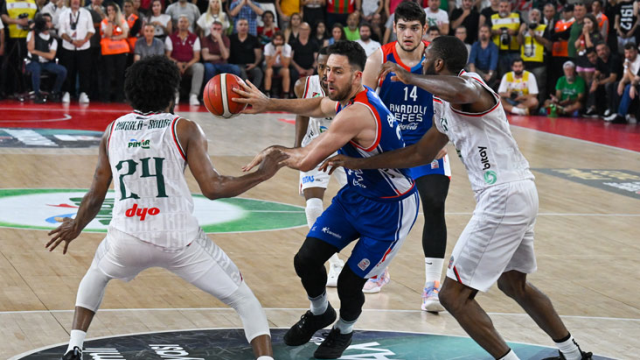 Son Dakika: Basketbol Süper Ligi'nde şampiyon Anadolu Efes