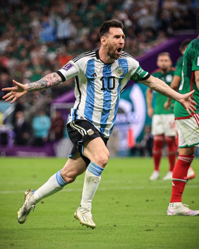 Bu sefer en zoru başardı! Arjantin'i ipten alan Messi, Dünya Kupası'nda tarihe geçti