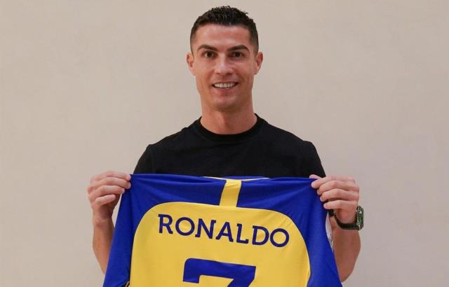 Cristiano Ronaldo çılgınlığı! Suudi Arabistan ekibi, 200 milyon euronun karşılığını almaya başladı