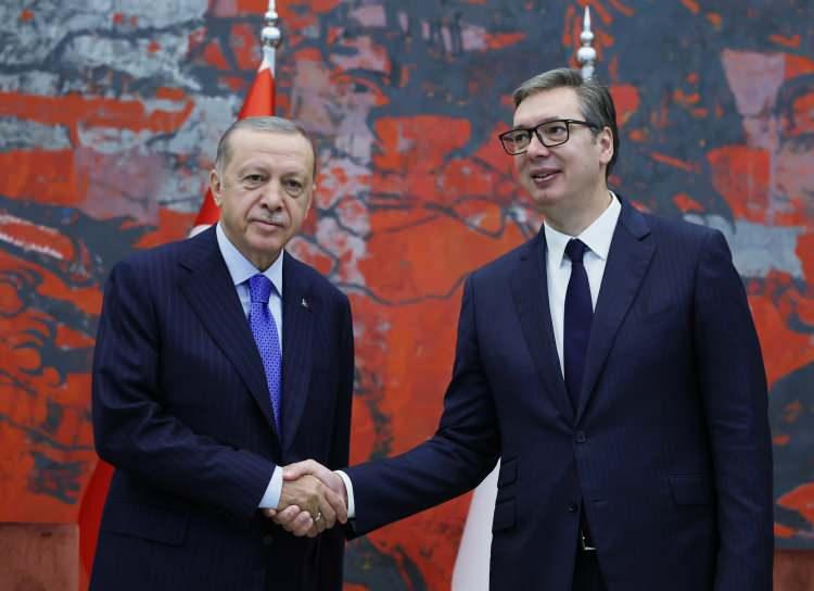 <p>Anlaşmaların ardından ortak imza töreni ve basın açıklaması yapılması bekleniyor.</p>
