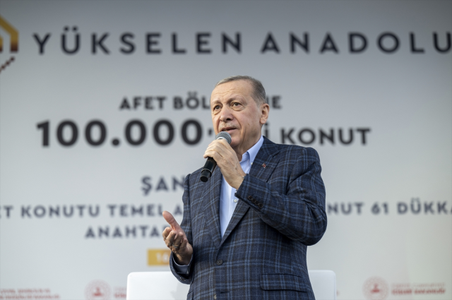 Cumhurbaşkanı Erdoğan'dan Şanlıurfa'da muhalefete sert eleştiri: Seçim kirli pazarlıklarla kazanılmıyor