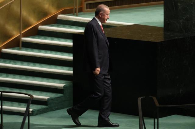 Cumhurbaşkanı Erdoğan'ın BM kürsüsünden gösterdiği fotoğraf en çok Yunan tarafında etki yarattı