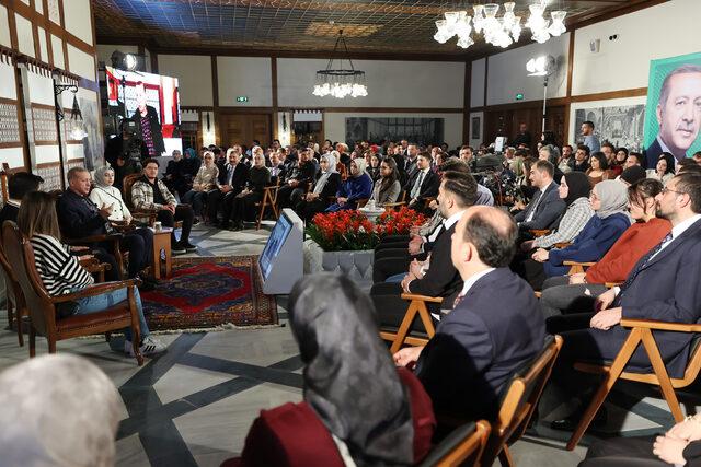 AA-20221127-29567843-29567835-CUMHURBASKANI_ERDOGAN_KONYA_GENCLIK_BULUSMASINDA_KONUSTU