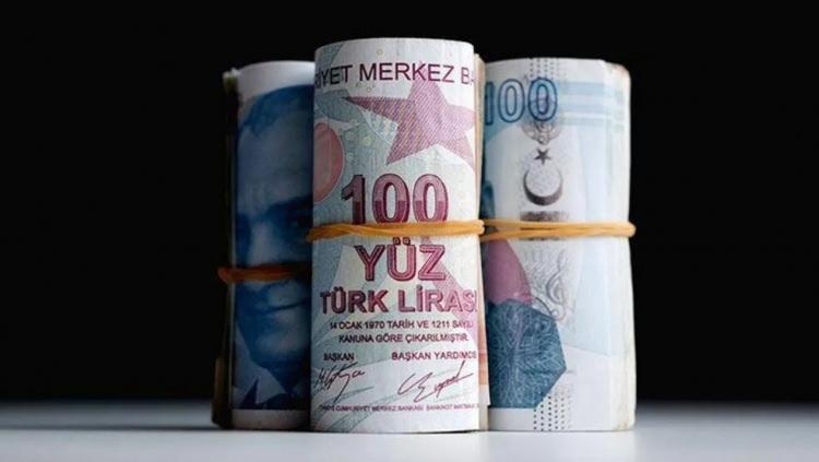 <p>Bankalar halen 3.500 liranın altı, 3.500-7.500 lira arası, 7.500-10.000 lira arası ve 10.000 liradan fazla aylıklar için farklı tutarlarda promosyon veriyor.</p>
