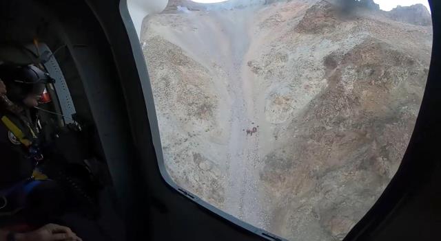 Erciyes Dağı'ndaki 1 dağcının öldüğü olayın kurtar operasyonu görüntüleri nefes kesti