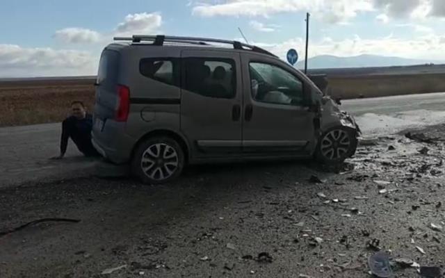 Eskişehir'de korkunç kaza: Polis memuru ile oğlu yaşamını yitirdi