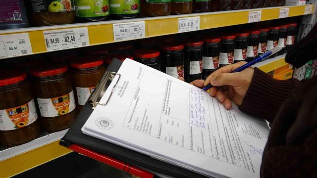 Diyarbakır'da fiyat etiketi tarihi olmayan iki iş yerine idari para cezası