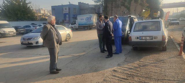 kayyum-olarak-atanan-chp-il-baskaninin-aracina-mermi-konuldu_6173_dhaphoto3