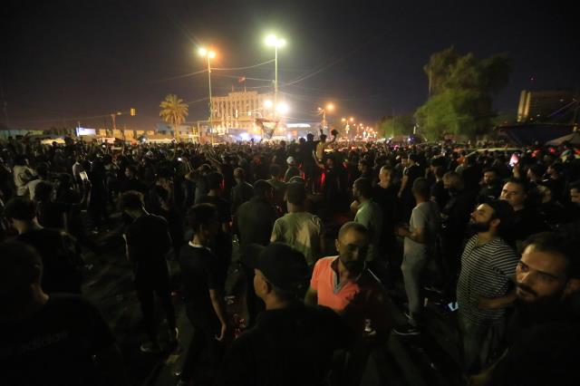 Irak'ta Şii siyasi ve dini lider Sadr, 8 kişinin öldüğü silahlı çatışmalar durana kadar açlık grevine başladı