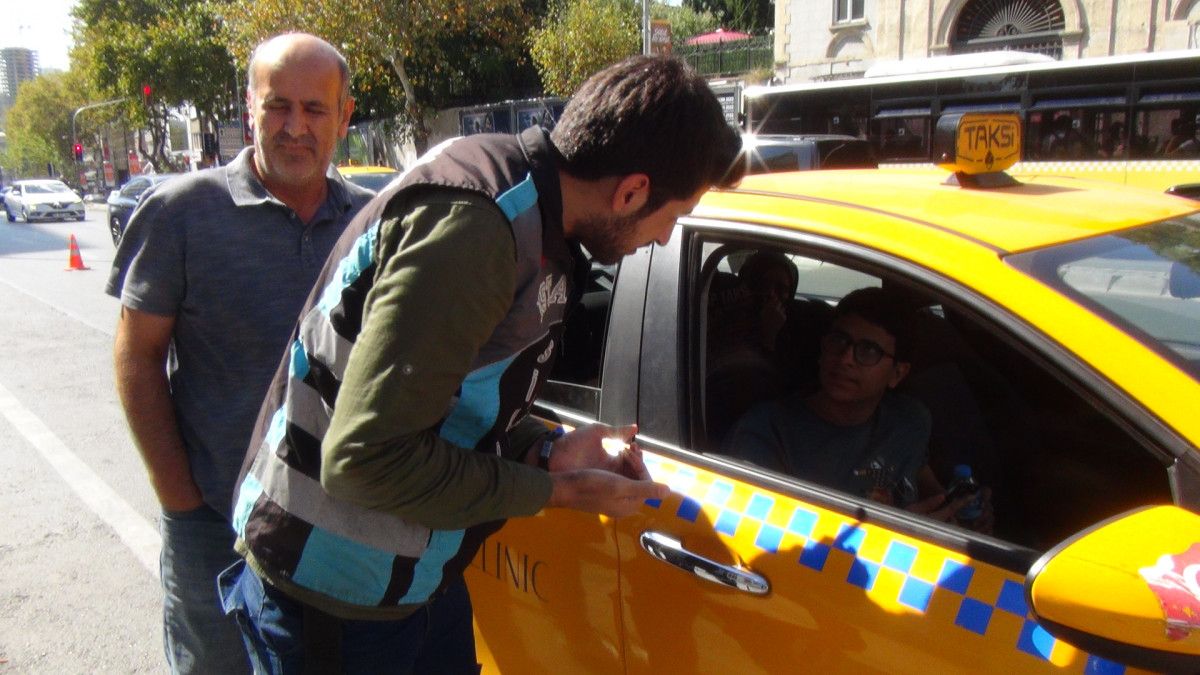 İstanbul da taksicilere denetim yapıldı: Evrakları eksik olanlara ceza yazıldı #1