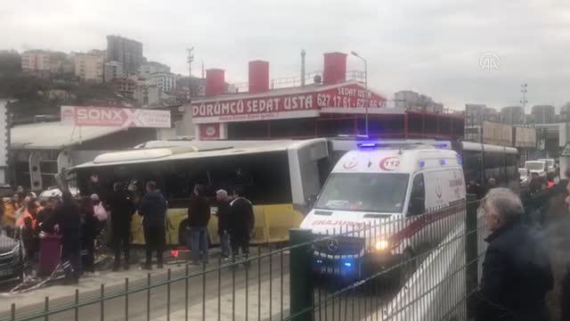 İstanbul'da tramvay ile İETT otobüsü çarpıştı! Sağlık ekipleri olay yerine sevk edildi