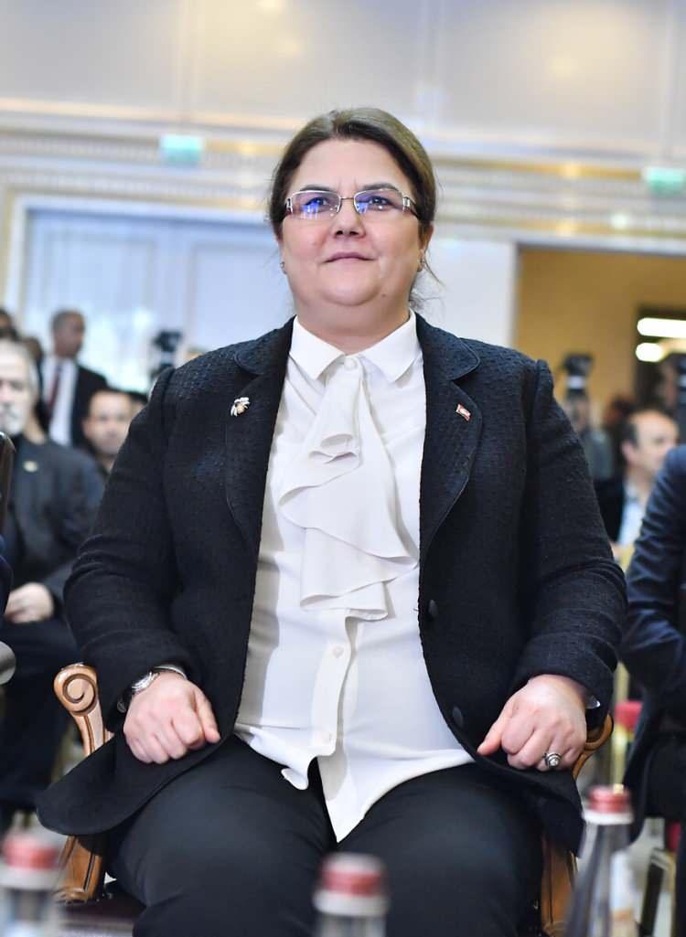 <p>Bakan Yanık Osmaniye 1. sıra</p>
