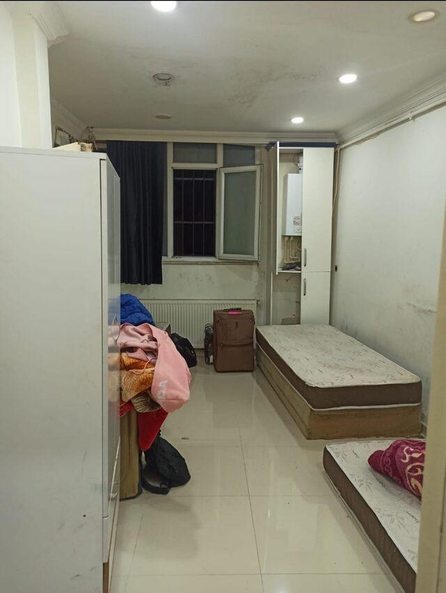 istanbulda-evlerini-kacak-gocmenlere-kiralayan-11-kisi-gozaltina-alindi_5347_dhaphoto3