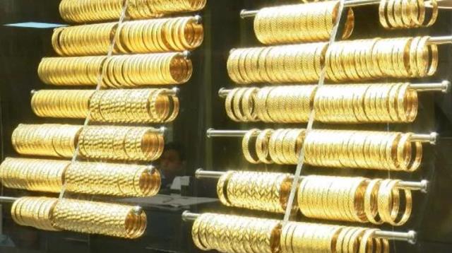 Kuyumcukent'te 100 milyon liralık dolandırıcılık iddia! Altınları alıp sırra kadem bastılar
