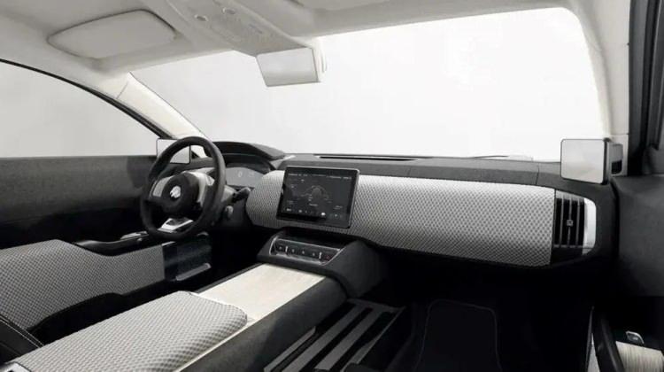 <p>2019 yılında ilk kez karşımıza çıkan ve geliştirmeleri devam eden Güneş enerjili elektrikli otomobil Lightyear 0’dan yeni bir rekor geldi.</p>
