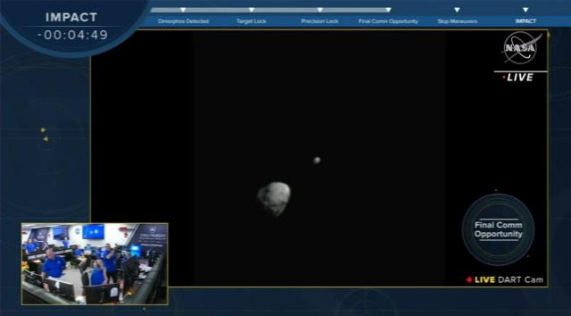 NASA 'gezegen savunması' için ilk görevi tamamladı! 11 milyon kilometre uzaklıktaki asteroid tam 12'den vuruldu