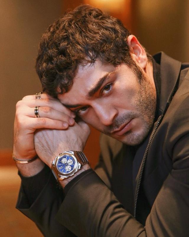 Nilperi Şahinkaya'ya küfrederek kavga çıkartan Burak Deniz, özür diledi
