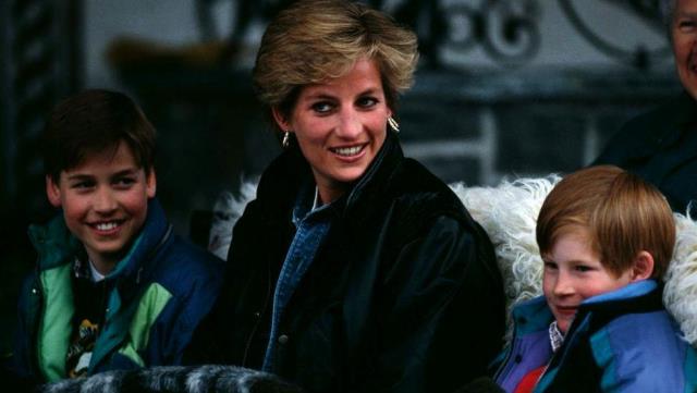 Prenses Diana: Ölümünün 25. yılında fotoğraflarla Diana'nın yaşamı
