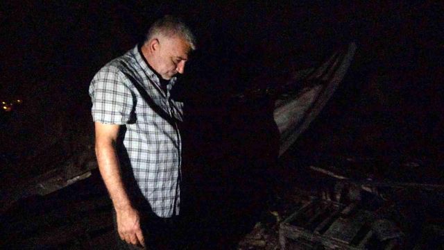 Onlarca güvercini çırpına çırpına can verdi! Manzaraya gördüğündeki hareketi güne damga vurdu