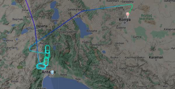 Onlarca kez döndü durdu! Antalya uçağı, 2 saat havada bekleyip Konya'ya indi