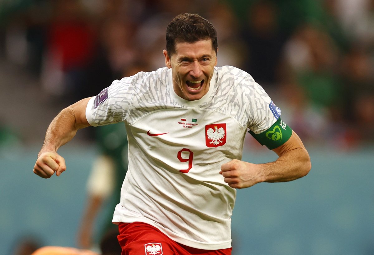 Robert Lewandowski, ilk Dünya Kupası golünü attı #4
