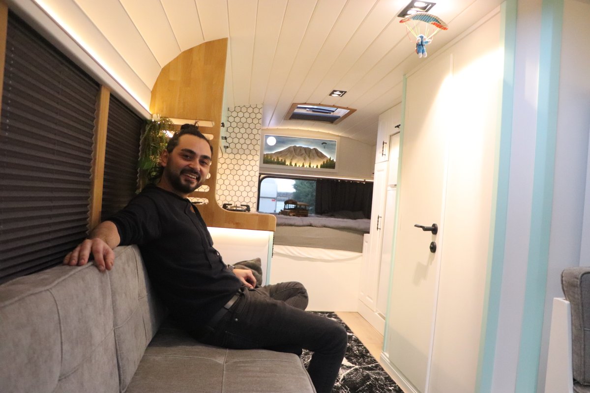 Samsun da 700 bin TL harcadığı otobüsüyle dünyayı dolaşacak #4