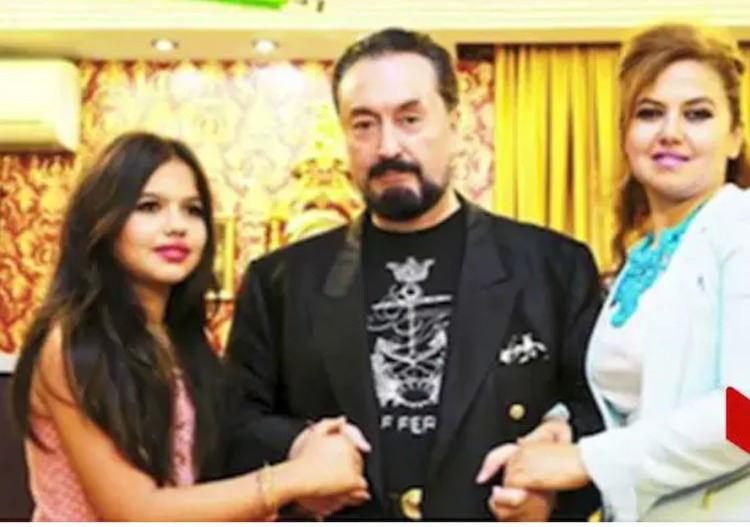 Adnan Oktar ve Serra Muhammed Valipour