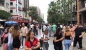 Kuşadası'nda 15 dakika arayla meydana gelen iki deprem vatandaşları sokağa döktü
