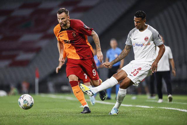 AA-20220819-28687942-28687937-HANGIKREDI_UMRANIYESPOR_GALATASARAY (Large)