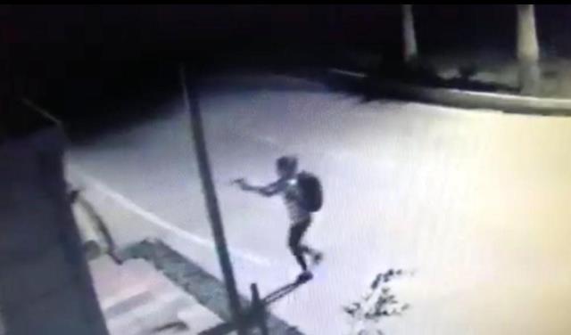 Son Dakika! Polisevine saldırı sonrası etkisiz hale getirilen 2 teröristten birinin Zozan Tolan olduğu tespit edildi