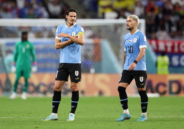2022-12-02T165945Z_1993526483_UP1EIC21B7J2X_RTRMADP_3_SOCCER-WORLDCUP-GHA-URY-REPORT