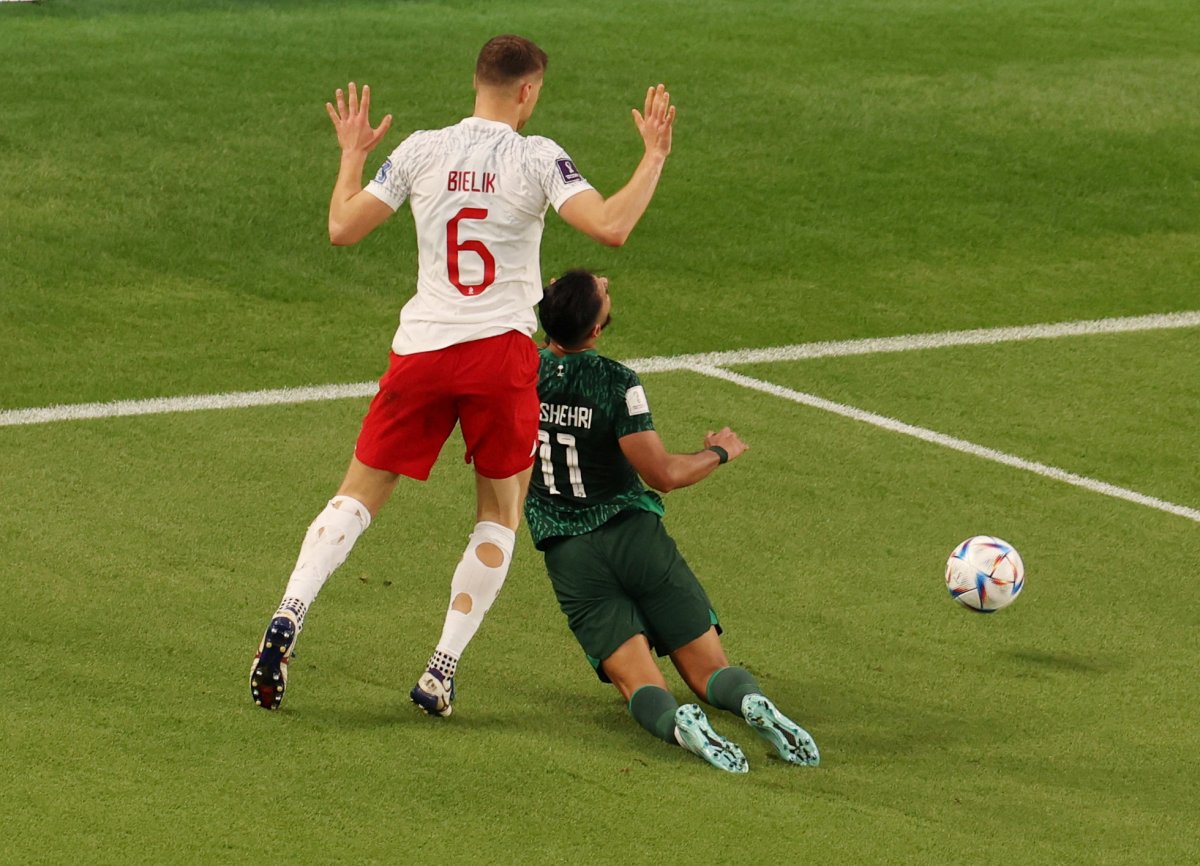 Szczesny den üst üste kritik kurtarışlar #1