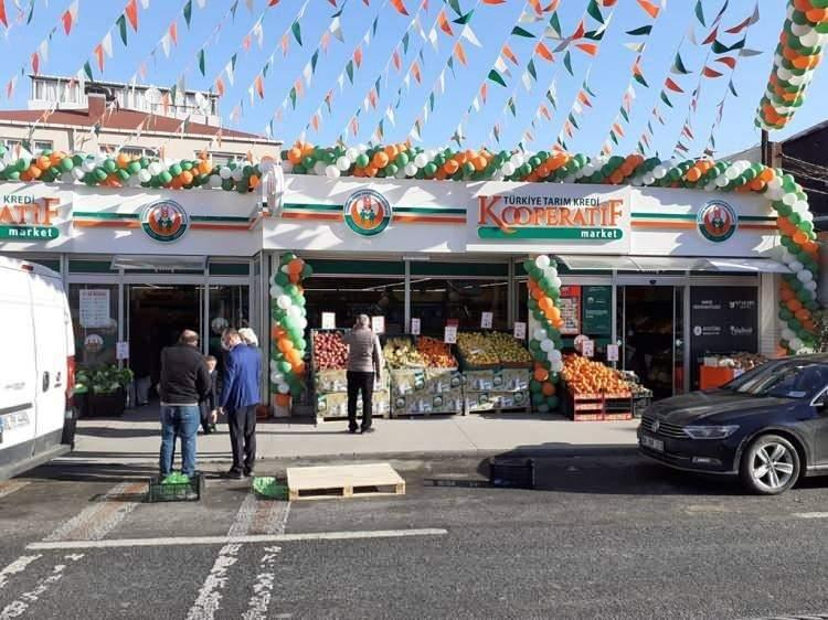 <p>Tarım Kredi Kooperatif Marketleri, 1-15 Kasım tarihleri arasında uygulanacak özel yeni indirimli ürünler listesini sosyal medya hesabından duyurdu. </p>

<p> </p>
