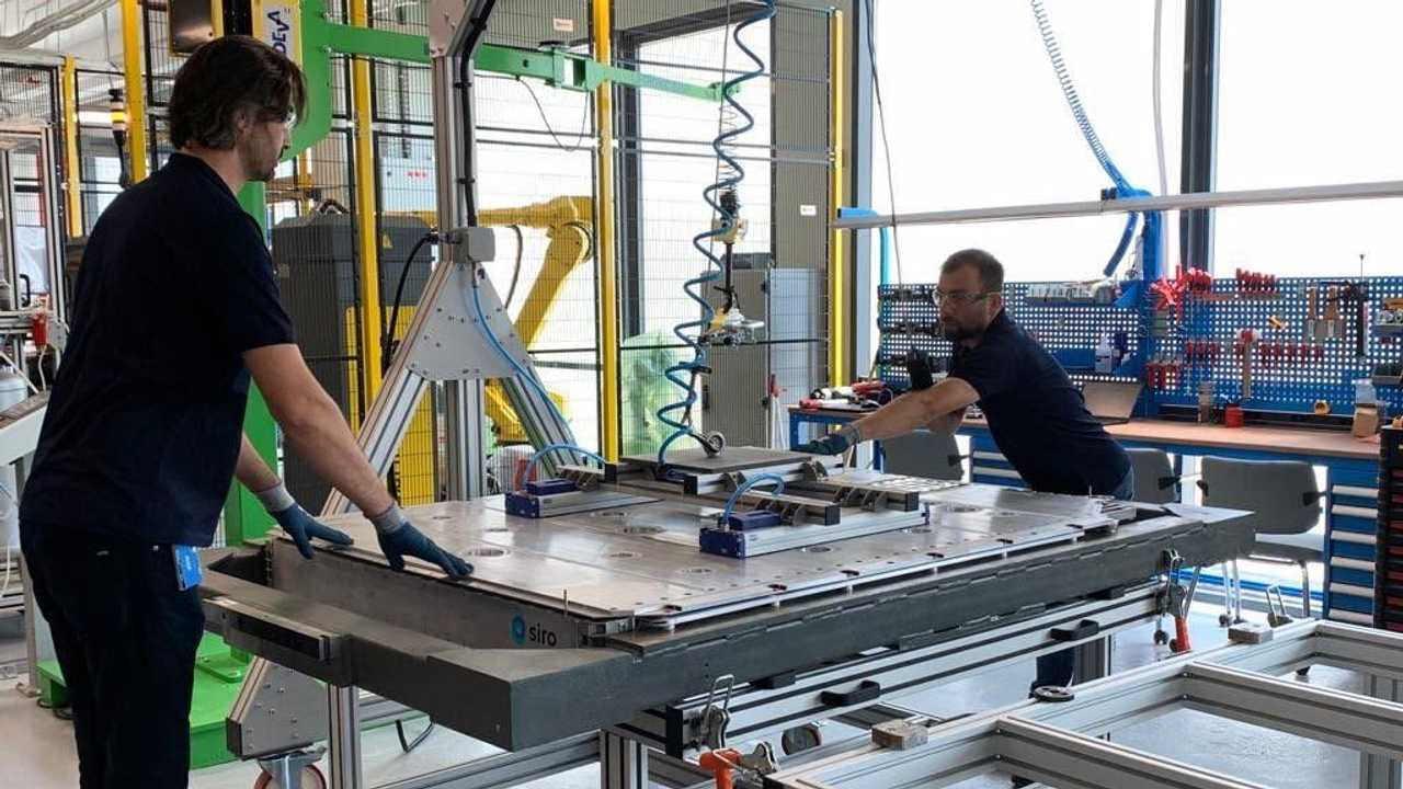 TOGG'un Gebze'de üretilen ilk bataryası