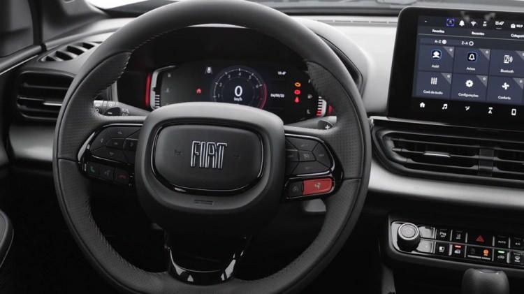 <p>Fiat Chrysler (FCA) ve PSA'nın 2021'de birleşerek Stellantis'i kurması sonrası, Fiat marka otomobillerin üretimini yapan Bursa'daki Tofaş fabrikasının geleceği merak konusu haline gelmişti.</p>

<p>Öyle ki, Bursa'daki fabrikada 20 yıldır üretilen Fiat Doblo'nun üretiminin, Stellantis'in aynı segmentteki diğer araçlarının üretildiği İspanya'ya kaydırılması sonrasında ise, bu merak yerini çeşitli spekülasyonlara bırakmıştı.</p>
