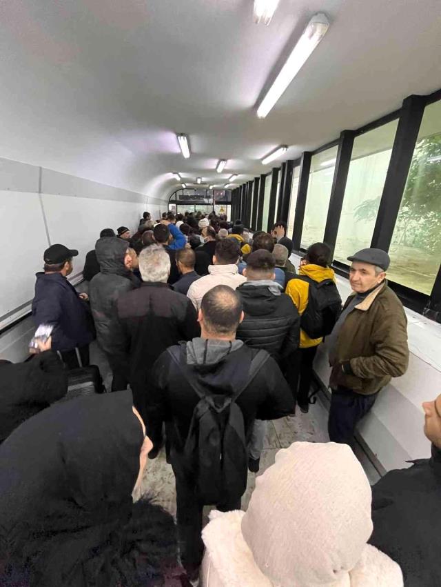 Türkler, ucuz Iphone satın almak için komşu ülkeye akın ediyor! Kar edilen rakam hayli yüksek