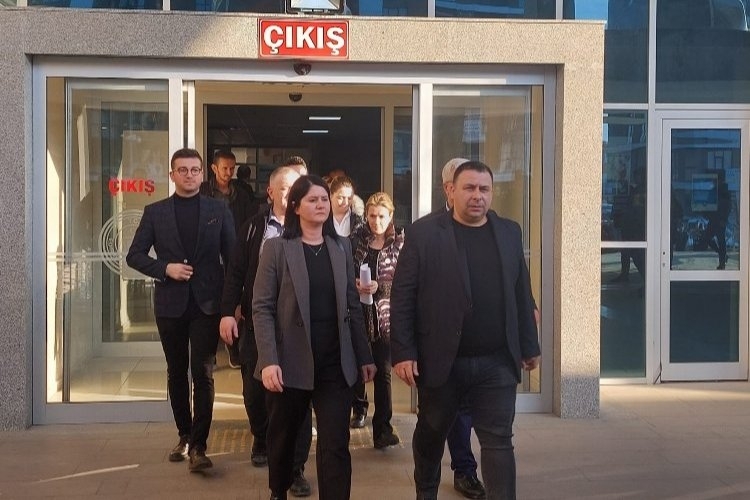 Edirne'de Ciravoğlu Geri Çekildi, Akın CHP'nin Resmi Adayı Oldu