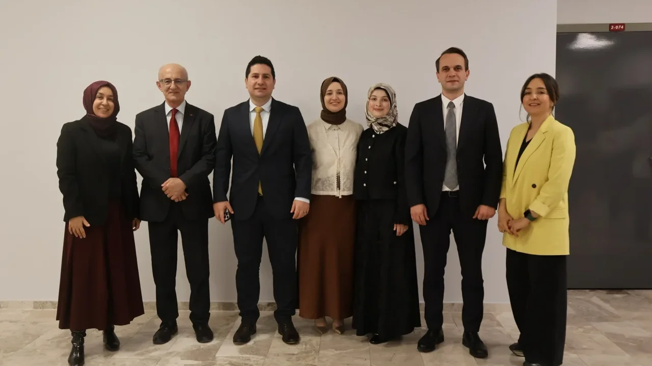 SEAH’ta iki doktor uzmanlık aldı