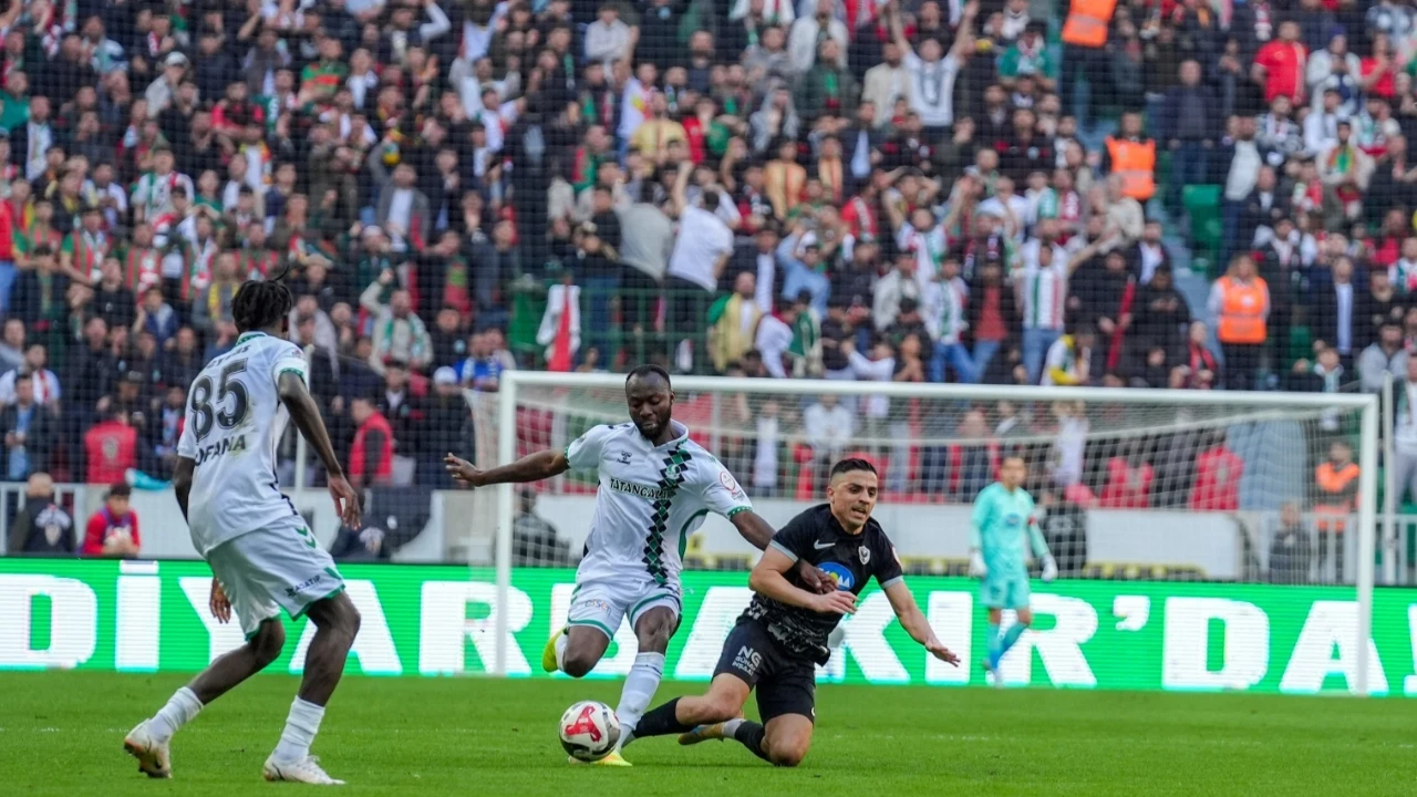 Amedspor’dan Sakaryaspor’a dostluk maçı çağrısı