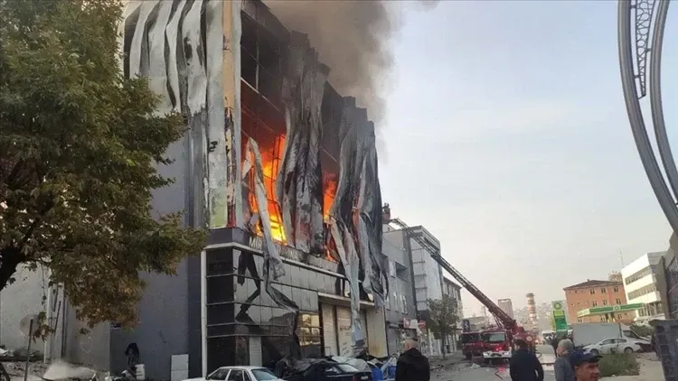 Kocaeli’de 7 kişinin öldüğü fabrika yangını davasında tanıklar dinlendi
