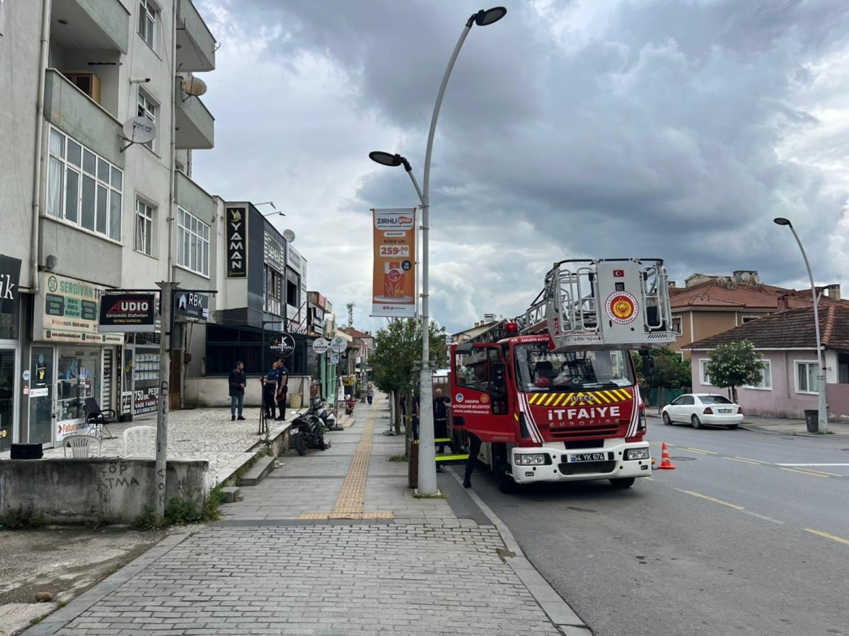 Serdivan’da bakıcı panikledi, itfaiye seferber oldu: içeridekiler derin uykuda çıktı