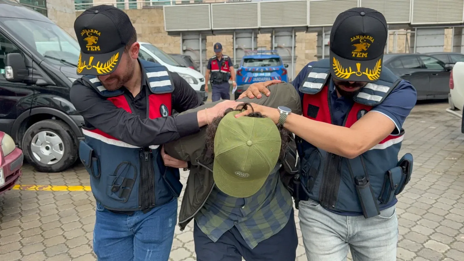 Sakarya’dan Samsun’a Giden DEAŞ Şüphelisi Jandarma Operasyonuyla Yakalandı